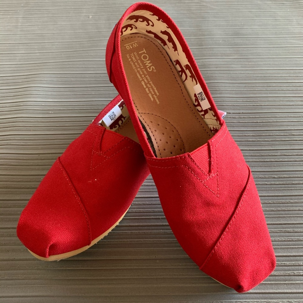 Toms Red Canvas Women’s Classic